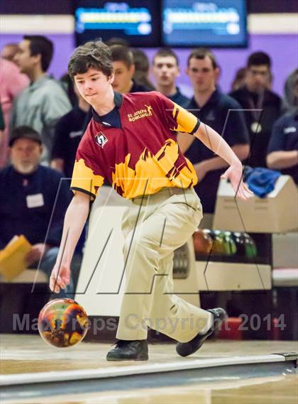 Thumbnail 3 in CIAC Bowling Championships photogallery.