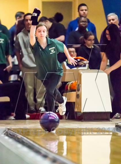 Thumbnail 2 in CIAC Bowling Championships photogallery.