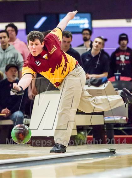 Thumbnail 3 in CIAC Bowling Championships photogallery.