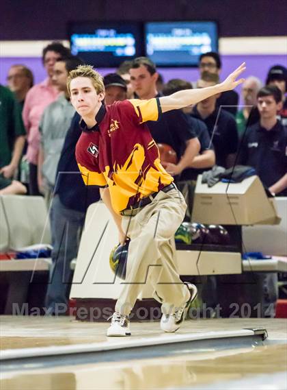 Thumbnail 3 in CIAC Bowling Championships photogallery.