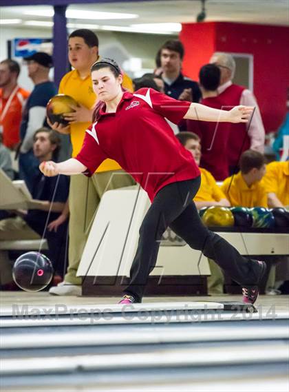 Thumbnail 3 in CIAC Bowling Championships photogallery.
