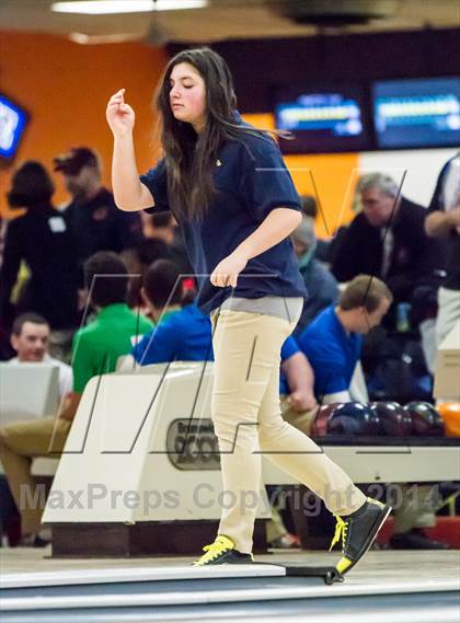 Thumbnail 1 in CIAC Bowling Championships photogallery.