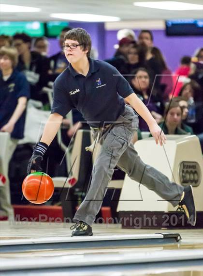 Thumbnail 3 in CIAC Bowling Championships photogallery.