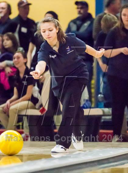 Thumbnail 3 in CIAC Bowling Championships photogallery.