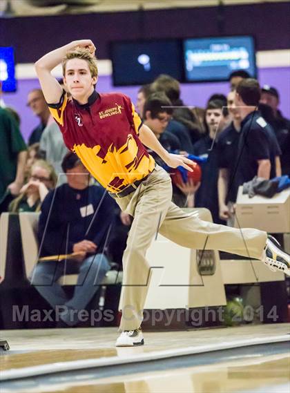 Thumbnail 1 in CIAC Bowling Championships photogallery.