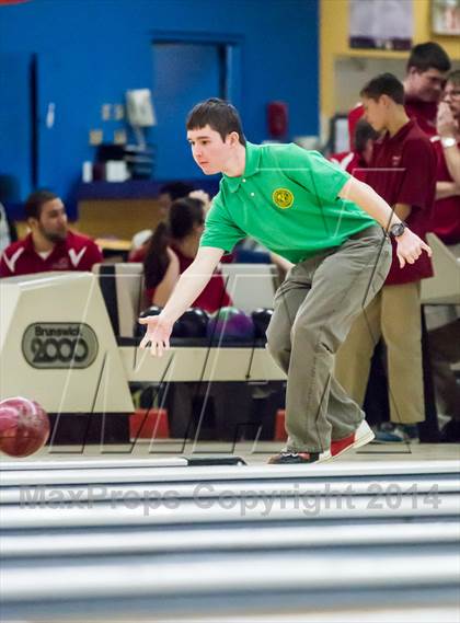 Thumbnail 1 in CIAC Bowling Championships photogallery.