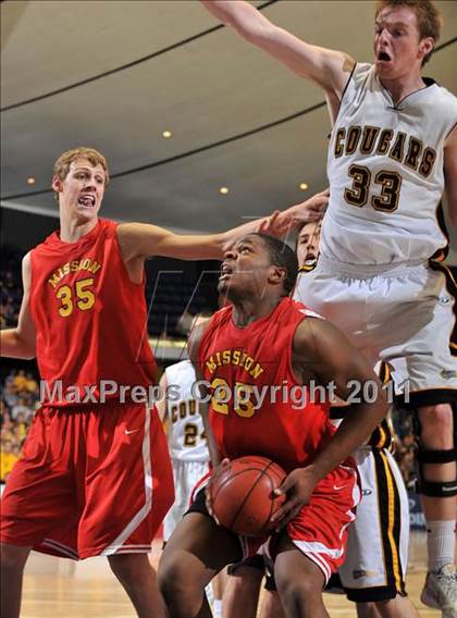 Thumbnail 3 in Ventura vs. Mission Viejo (CIF SS 2AA Final) photogallery.