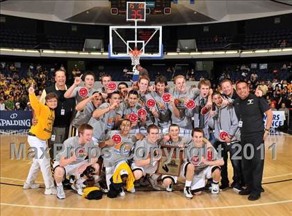 Thumbnail 1 in Ventura vs. Mission Viejo (CIF SS 2AA Final) photogallery.