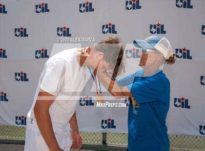 Thumbnail 2 in UIL Tennis 1A & 2A Boys Finals (Awards) photogallery.
