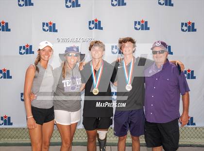 Thumbnail 2 in UIL Tennis 1A & 2A Boys Finals (Awards) photogallery.