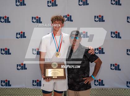 Thumbnail 3 in UIL Tennis 1A & 2A Boys Finals (Awards) photogallery.