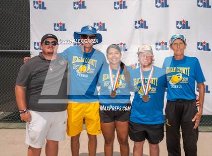 Thumbnail 1 in UIL Tennis 1A & 2A Boys Finals (Awards) photogallery.