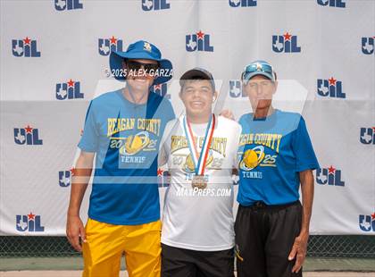 Thumbnail 3 in UIL Tennis 1A & 2A Boys Finals (Awards) photogallery.