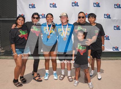 Thumbnail 2 in UIL Tennis 1A & 2A Boys Finals (Awards) photogallery.