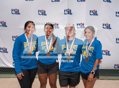 Thumbnail 3 in UIL Tennis 1A & 2A Boys Finals (Awards) photogallery.