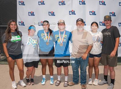 Thumbnail 3 in UIL Tennis 1A & 2A Boys Finals (Awards) photogallery.