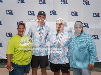 Thumbnail 3 in UIL Tennis 1A & 2A Boys Finals (Awards) photogallery.