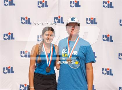 Thumbnail 3 in UIL Tennis 1A & 2A Finals (Awards) photogallery.