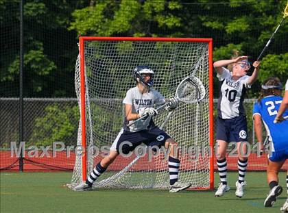 Thumbnail 3 in Darien vs. Wilton (FCIAC Final) photogallery.