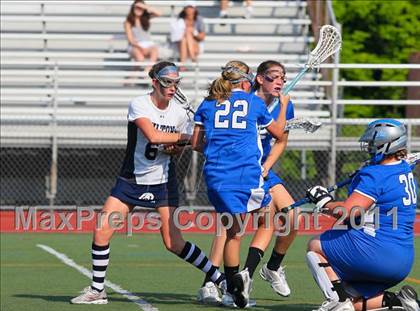Thumbnail 2 in Darien vs. Wilton (FCIAC Final) photogallery.
