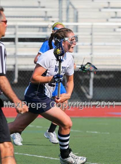 Thumbnail 3 in Darien vs. Wilton (FCIAC Final) photogallery.
