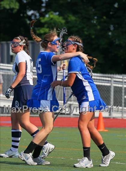 Thumbnail 1 in Darien vs. Wilton (FCIAC Final) photogallery.