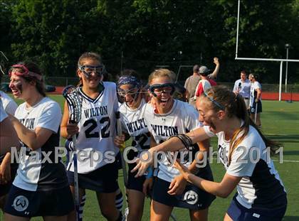 Thumbnail 2 in Darien vs. Wilton (FCIAC Final) photogallery.