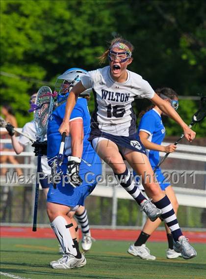 Thumbnail 1 in Darien vs. Wilton (FCIAC Final) photogallery.
