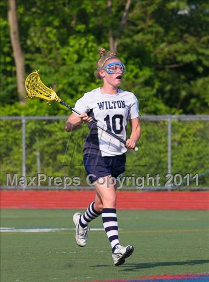 Thumbnail 1 in Darien vs. Wilton (FCIAC Final) photogallery.