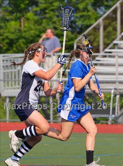 Thumbnail 3 in Darien vs. Wilton (FCIAC Final) photogallery.