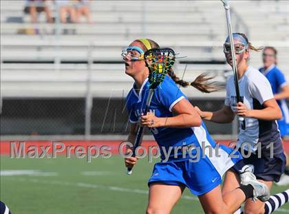 Thumbnail 2 in Darien vs. Wilton (FCIAC Final) photogallery.