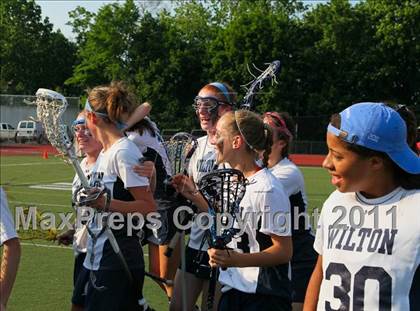 Thumbnail 1 in Darien vs. Wilton (FCIAC Final) photogallery.