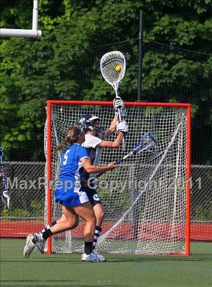 Thumbnail 2 in Darien vs. Wilton (FCIAC Final) photogallery.