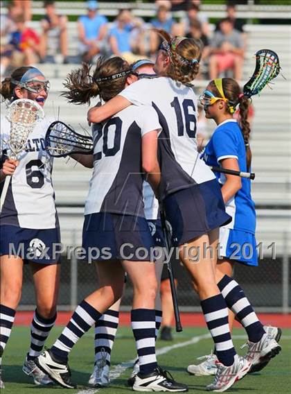 Thumbnail 2 in Darien vs. Wilton (FCIAC Final) photogallery.