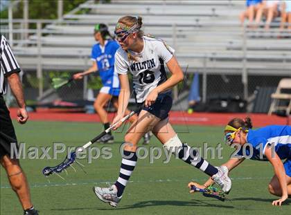 Thumbnail 2 in Darien vs. Wilton (FCIAC Final) photogallery.