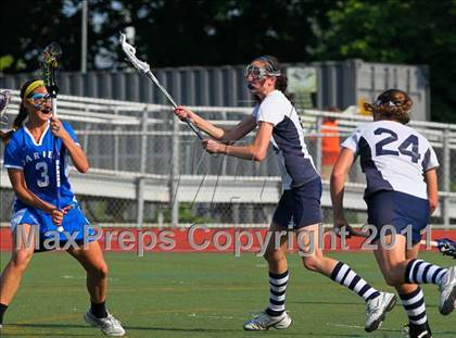 Thumbnail 1 in Darien vs. Wilton (FCIAC Final) photogallery.