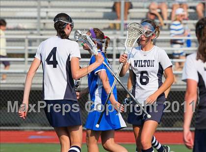 Thumbnail 3 in Darien vs. Wilton (FCIAC Final) photogallery.