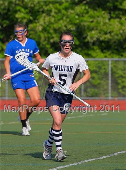 Thumbnail 2 in Darien vs. Wilton (FCIAC Final) photogallery.