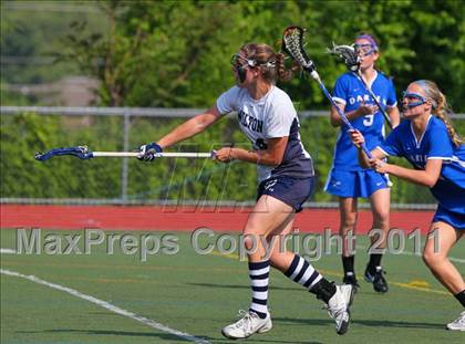 Thumbnail 3 in Darien vs. Wilton (FCIAC Final) photogallery.
