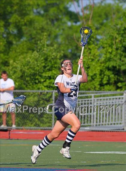 Thumbnail 1 in Darien vs. Wilton (FCIAC Final) photogallery.