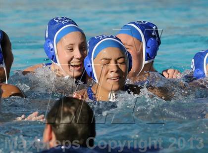 Thumbnail 2 in Santa Margarita vs Mater Dei (CIF-SS D2 Final) photogallery.
