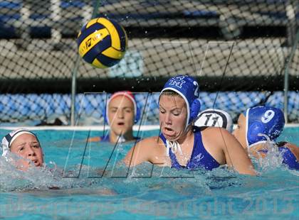 Thumbnail 2 in Santa Margarita vs Mater Dei (CIF-SS D2 Final) photogallery.