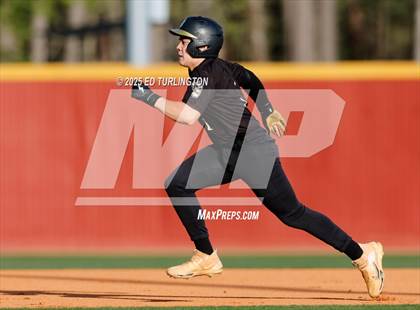 Thumbnail 2 in Sprayberry @ Lassiter photogallery.