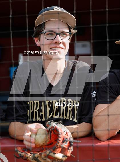 Thumbnail 1 in Sprayberry @ Lassiter photogallery.