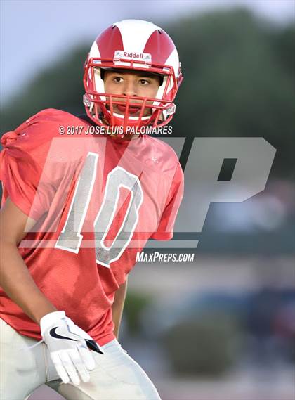 Thumbnail 2 in Granite Hills vs Desert Mirage (Riverside Prep Scrimmage) photogallery.