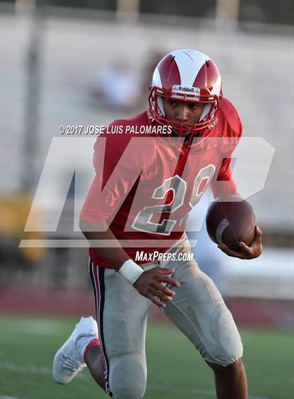 Thumbnail 1 in Granite Hills vs Desert Mirage (Riverside Prep Scrimmage) photogallery.