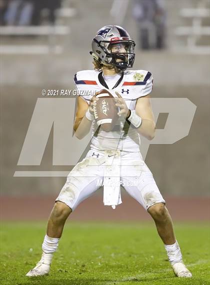 Thumbnail 1 in Buchanan vs. Liberty (CIF CS D1 Semifinal) photogallery.