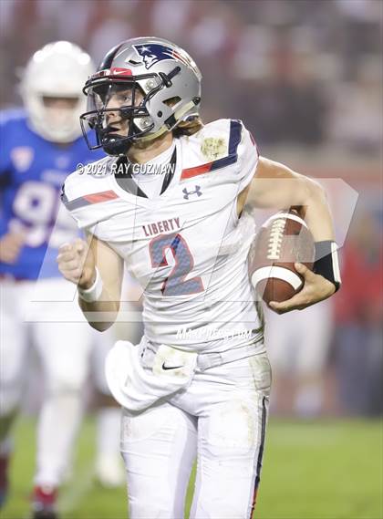 Thumbnail 1 in Buchanan vs. Liberty (CIF CS D1 Semifinal) photogallery.