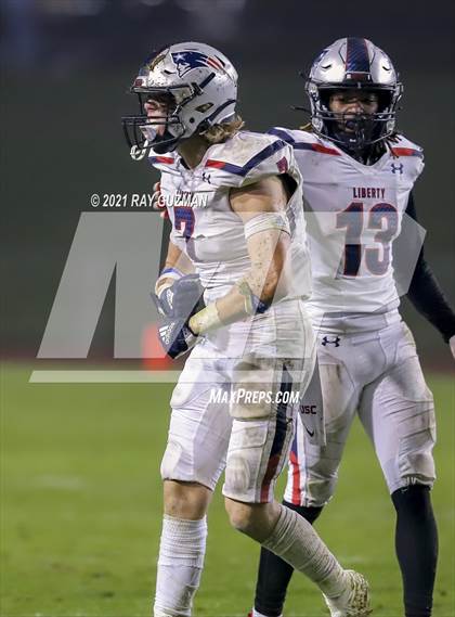 Thumbnail 3 in Buchanan vs. Liberty (CIF CS D1 Semifinal) photogallery.