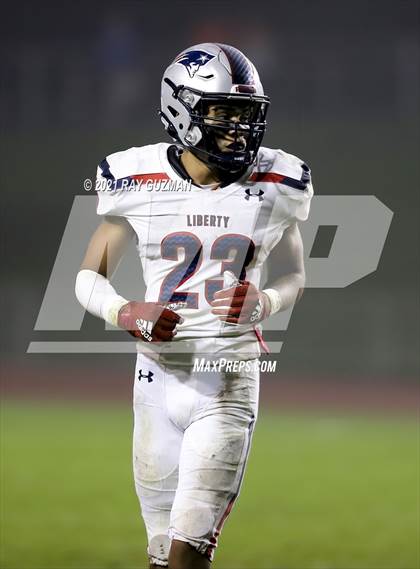 Thumbnail 3 in Buchanan vs. Liberty (CIF CS D1 Semifinal) photogallery.